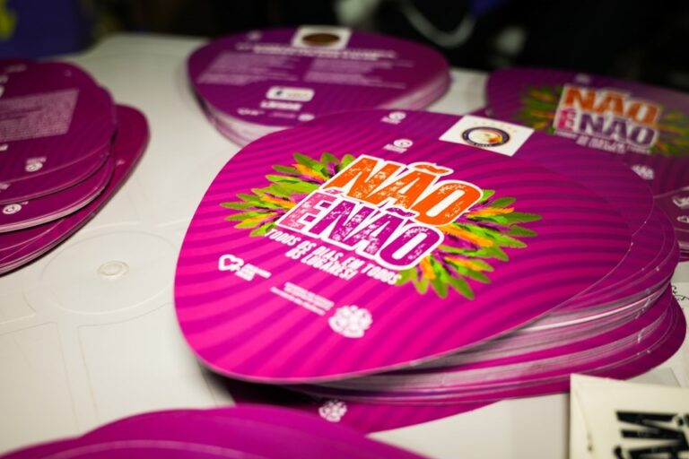 ‘Não é Não’ marca presença no Carnaval de Vitória 2026 com ações interativas e enfrentamento ao assédio