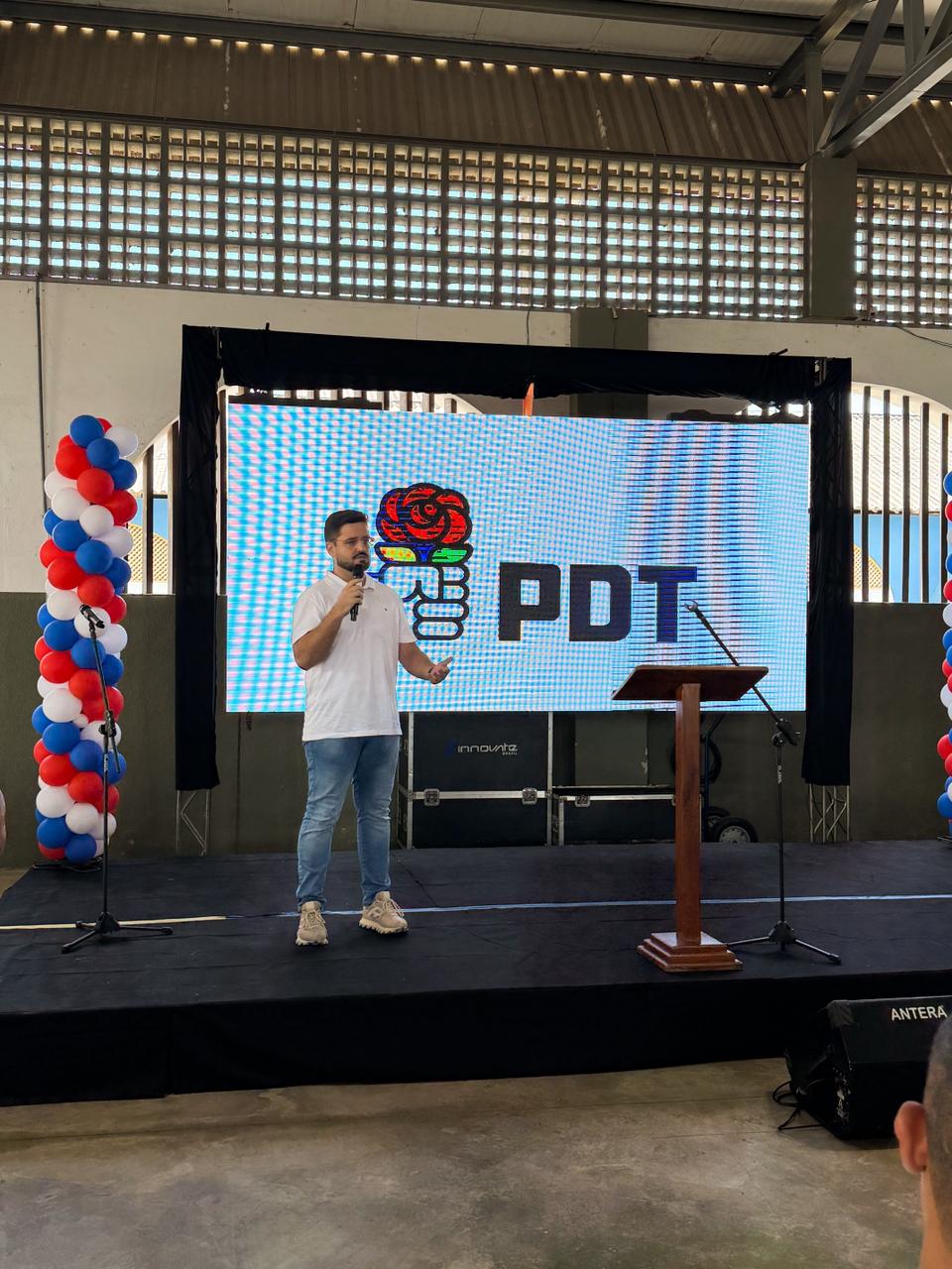 Juventude e renovação marcam nova fase do PDT em Marataízes