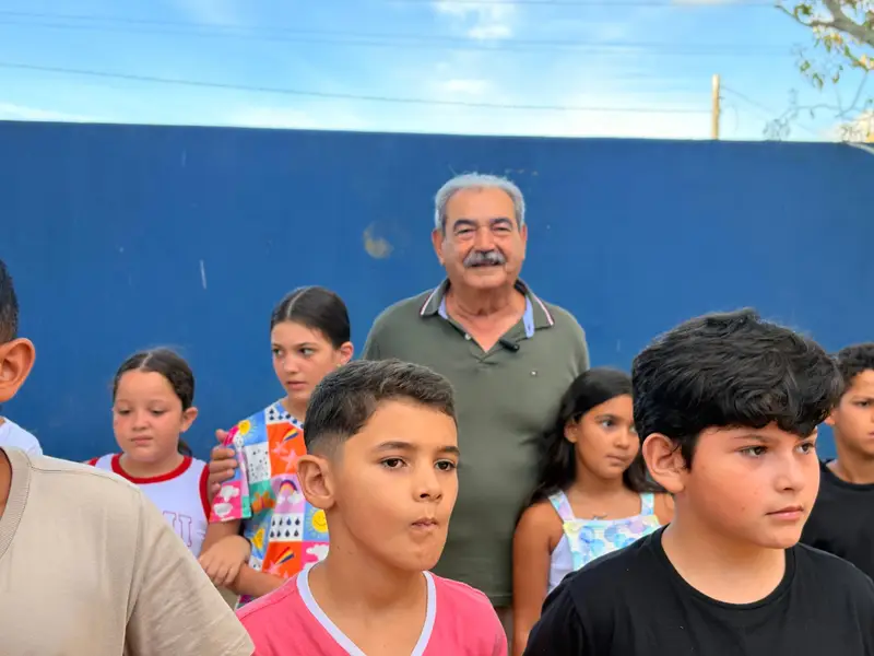 Três escolas municipais de Marataízes recebem brinquedos e parquinhos