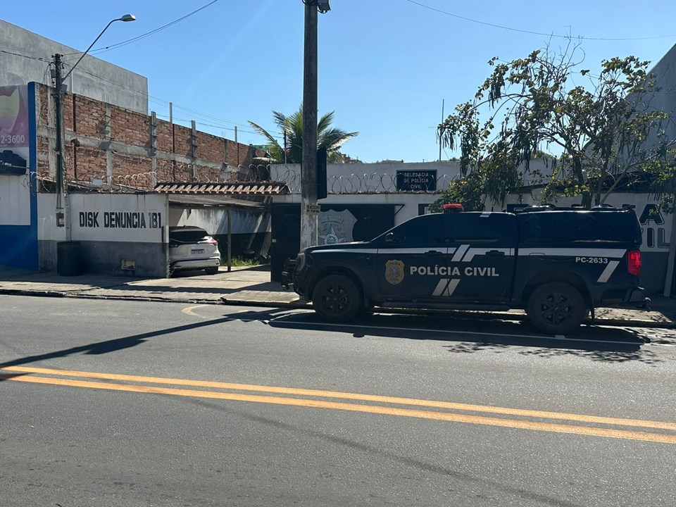 Adolescente é autuada por denunciação caluniosa após acusar falsamente companheiro de agressão em Marataízes