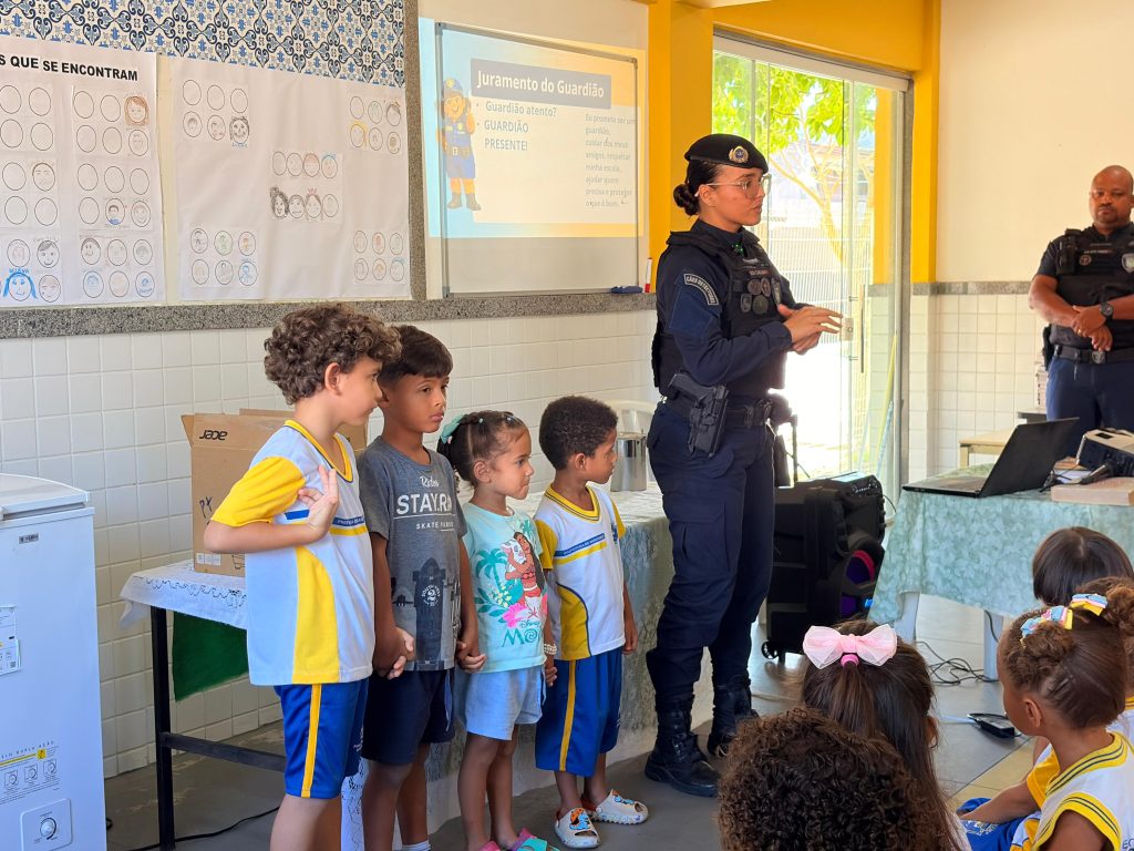GCM faz palestras sobre segurança nas escolas de Marataízes
