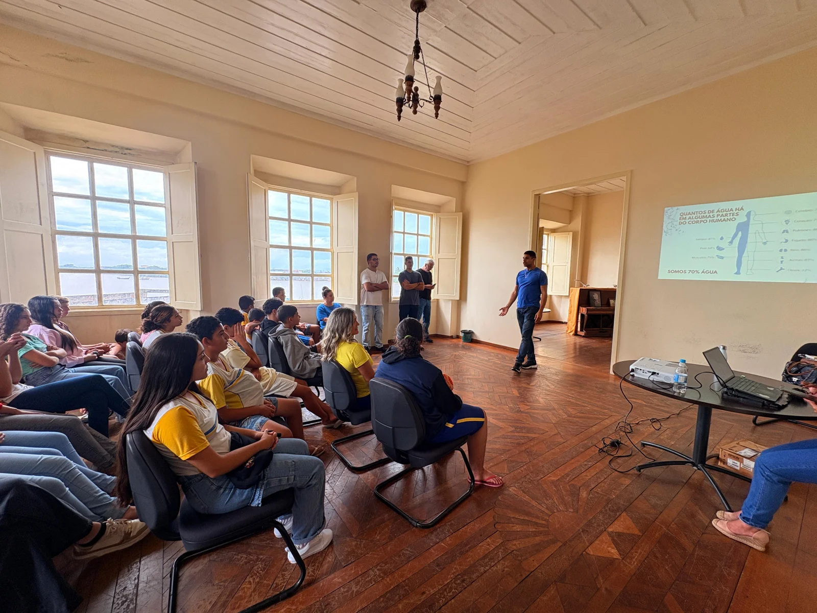 Meio Ambiente faz aula de campo sobre o Dia Mundial da Água