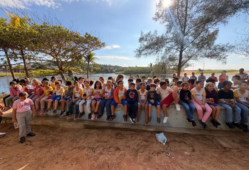 Meio Ambiente faz ações educativas com estudantes em Marataízes