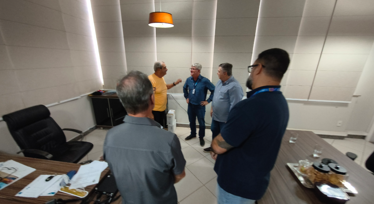 Prefeitura, SEBRAE e SENAC unem forças para fortalecer o comércio varejista de Marataízes