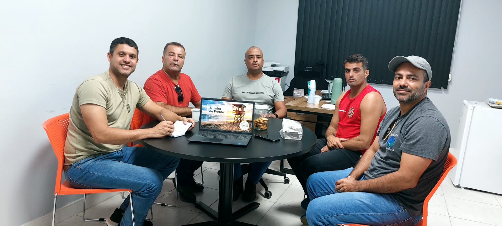 Prefeitura sensibiliza guarda-vidas a se tornarem guardiões do Ecossistema Praia